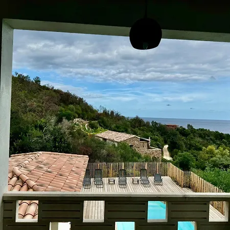 Mare E Machja Vue Sari-Solenzara