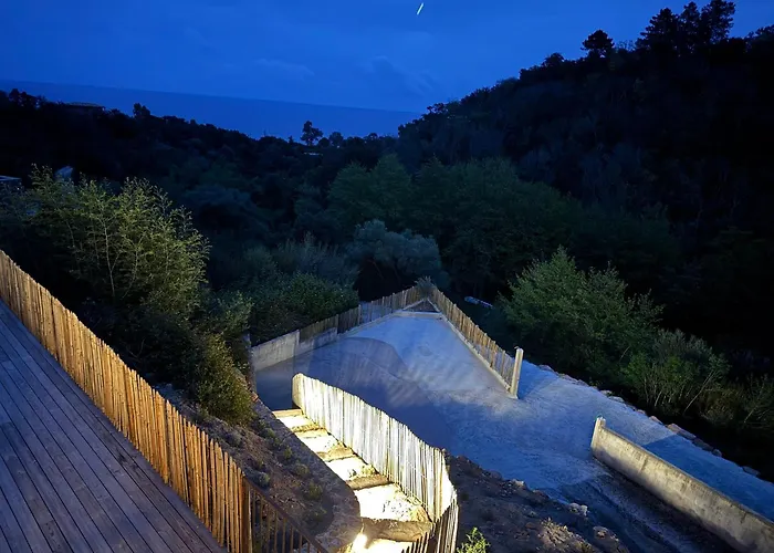 Mare E Machja Vue * 萨里索伦札拉